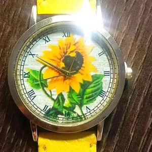 Women's sunflower watch